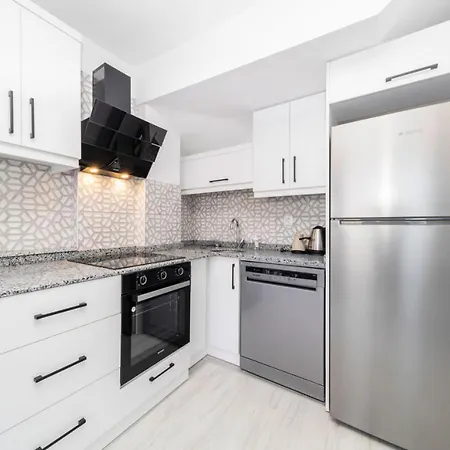 Διαμέρισμα Flat With Balcony And Terrace In Muratpasa *